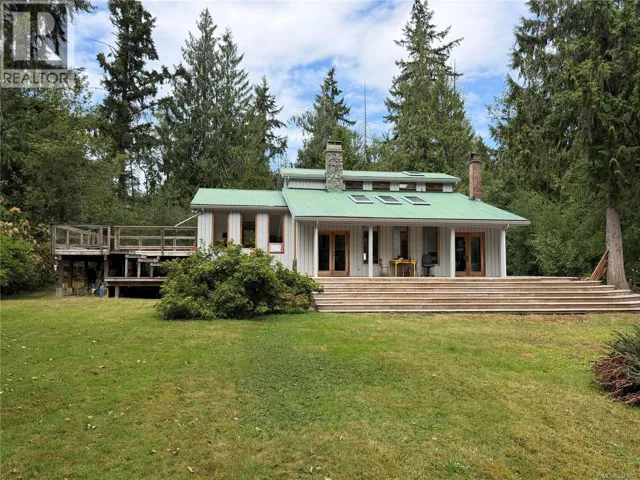 380 Parker Rd, Qualicum Beach, British Columbia V9K1S9