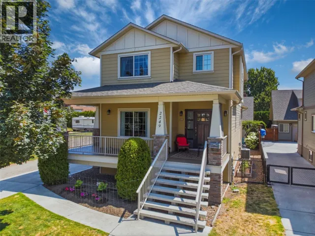 2249 Wilkinson Street, Kelowna, British Columbia V1Y7Z1
