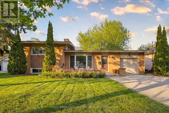 490 GARAFRAXA STREET E, Centre Wellington (Fergus), Ontario N1M1E5