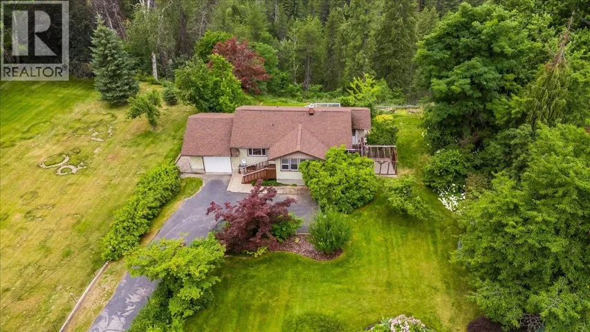138 100th Street, Castlegar, British Columbia V1N3C8