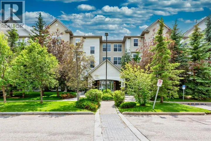 210, 2000 Applevillage Court SE, Calgary, Alberta T2A7Z4
