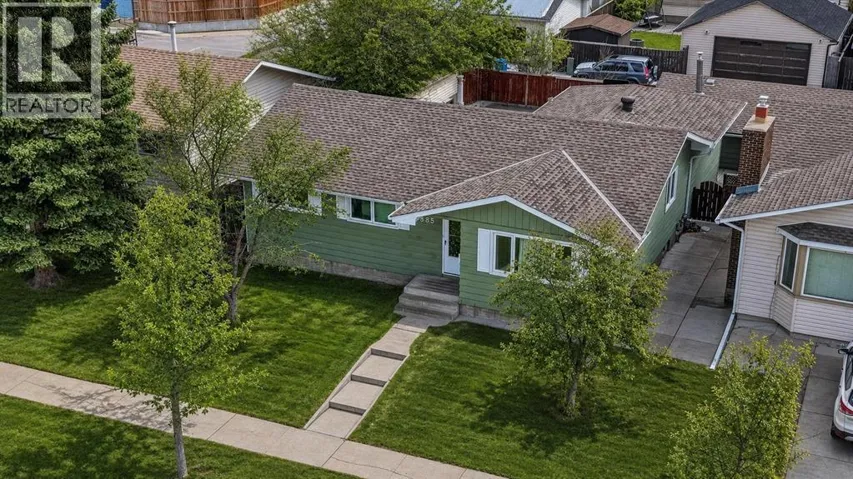 5835 28 Avenue NE, Calgary, Alberta T1Y2E4