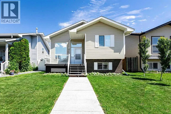13 Duval Crescent, Red Deer, Alberta T4R2Y7