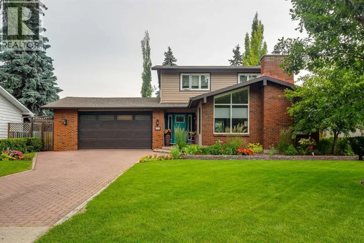 111 Selkirk Boulevard, Red Deer, Alberta T4N0G8