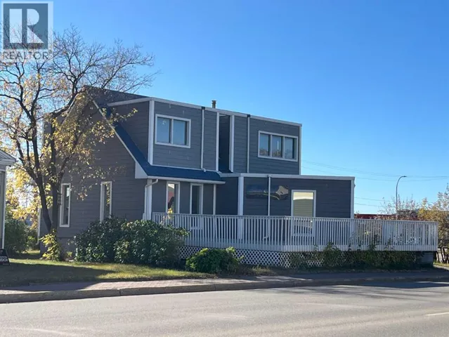 9731 100 Avenue, Grande Prairie, Alberta T8V0T5