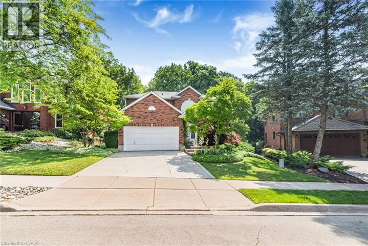 59 RENATA Court, Dundas, Ontario L9H6X2