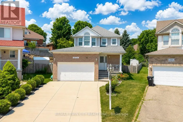 42 BRIARMEADOW CRESCENT, Kitchener, Ontario N2A4C5