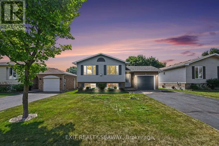 1860 BELVEDERE CRESCENT, Cornwall, Ontario K6H7C7