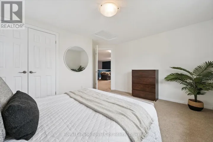 780