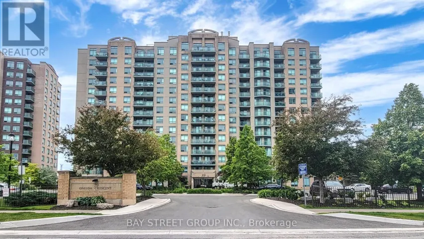 LPH19 - 39 ONEIDA CRESCENT, Richmond Hill (Langstaff), Ontario L4B4T9