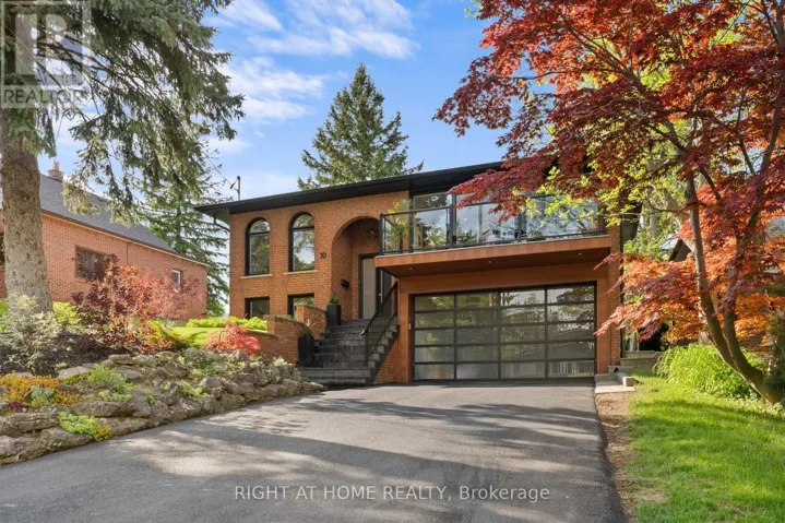 10 WINGROVE HILL, Toronto (Islington-City Centre West), Ontario M9B2C6