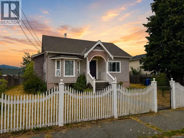 2738 12th Ave, Port Alberni, British Columbia V9Y2T6
