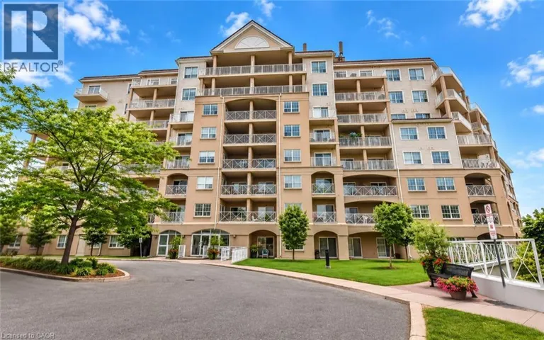 354 ATHERLEY Road Unit# 213, Orillia, Ontario L3V0B8