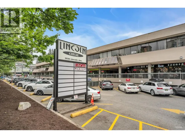 136-136A 3030 LINCOLN AVENUE, Coquitlam, British Columbia V3B6B4