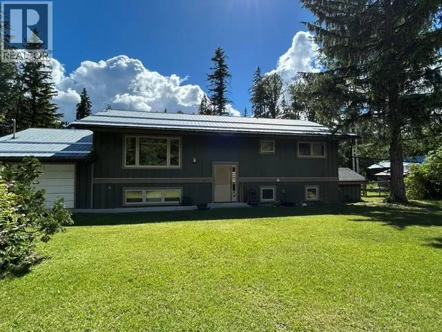 1242 Horse Creek Road S, Golden, British Columbia V0A1H7