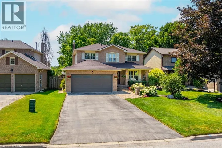 176 WILLOW Lane, Newmarket, Ontario L3Y6R8