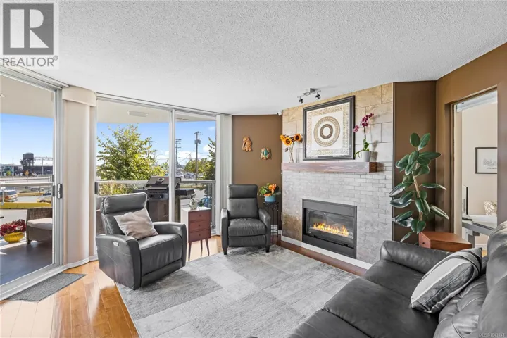 206 158 Promenade Dr, Nanaimo, British Columbia V9R6M7