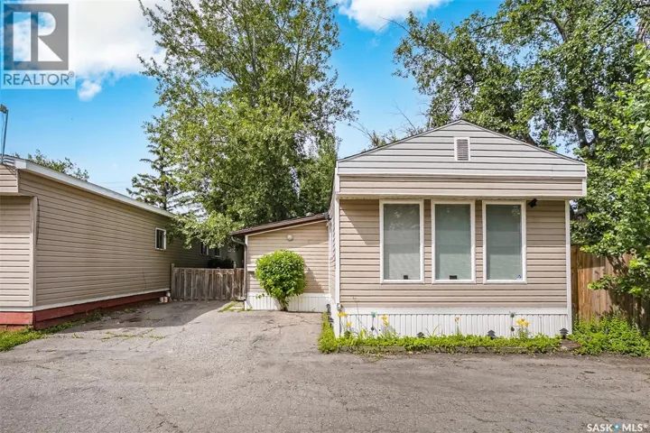 102 219 Grant STREET, Saskatoon, Saskatchewan S7N2A5