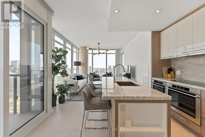 3402 - 488 UNIVERSITY AVENUE, Toronto (Kensington-Chinatown), Ontario M5G0C1