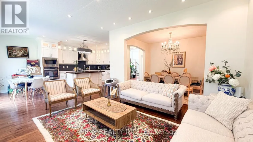 4 SEQUIN DRIVE, Richmond Hill (Jefferson), Ontario L4E0J3
