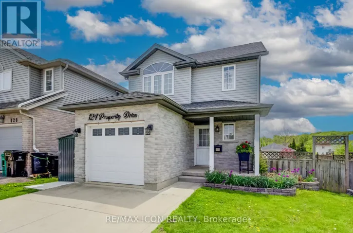 124 PROSPERITY DRIVE, Kitchener, Ontario N2E4E8