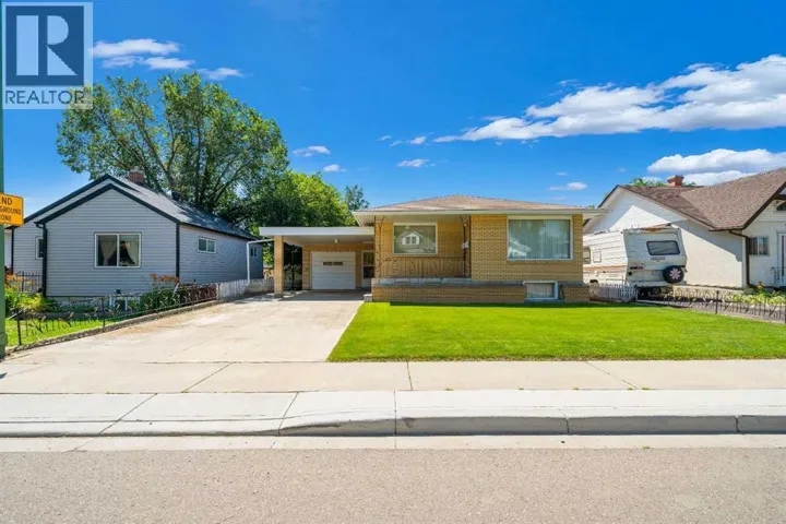 61 5 Street SW, Medicine Hat, Alberta T1A4G3