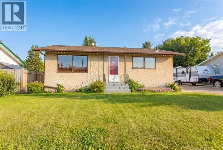 5423 47 Avenue, Lacombe, Alberta T4L1M9