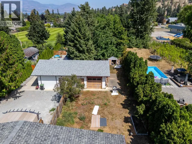 744 McClure Road, Kelowna, British Columbia V1W1M3