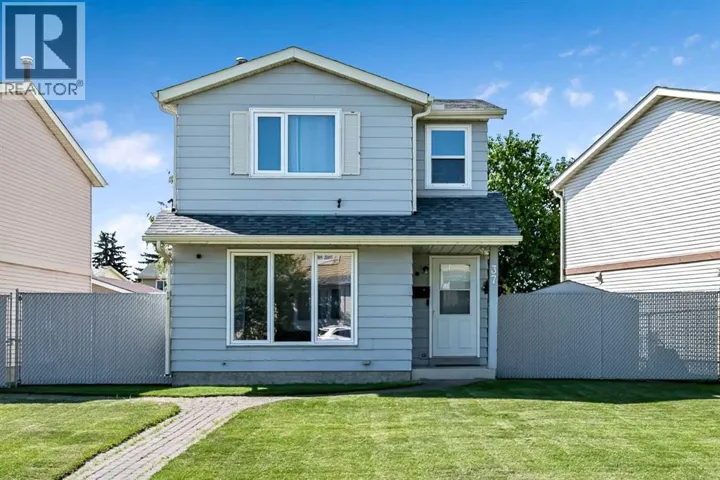 37 Erin Woods Place SE, Calgary, Alberta T2B2W5