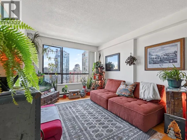 2004 1189 HOWE STREET, Vancouver, British Columbia V6Z2X4