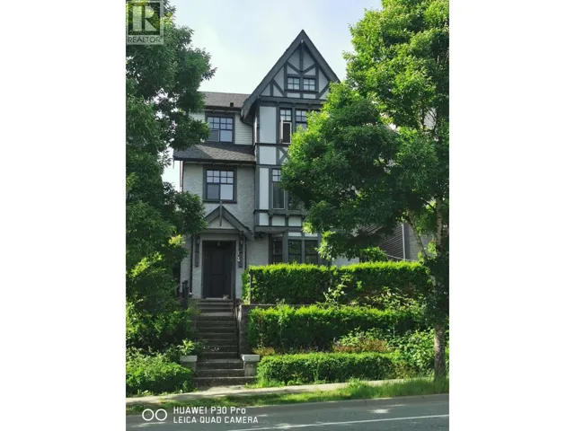 3497 DAVID AVENUE, Coquitlam, British Columbia V3E0H7