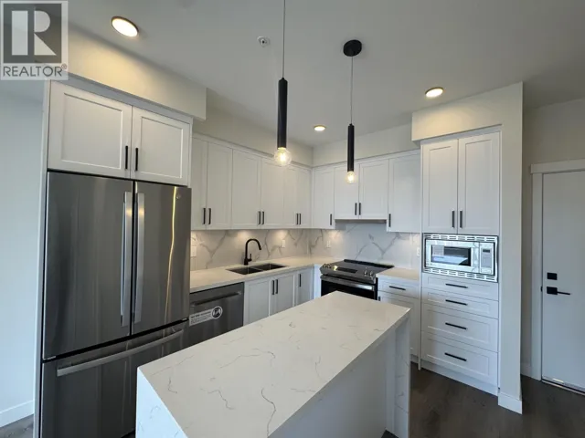 12143 223 STREET, Maple Ridge, British Columbia V2X4R1