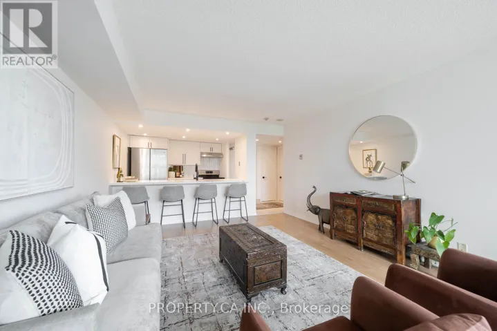 1111 - 77 HARBOUR SQUARE, Toronto (Waterfront Communities), Ontario M5J2S2