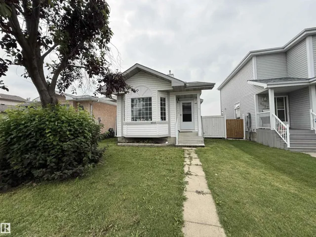 8025 15A AV NW, Edmonton, Alberta T6K4E2