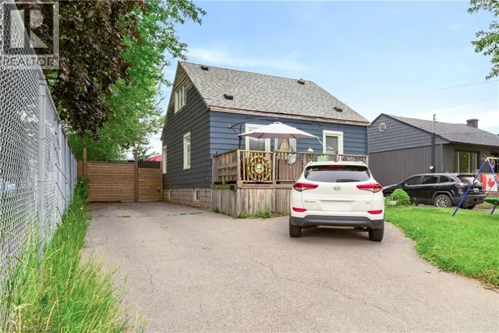 1 MAHONY Avenue, Hamilton, Ontario L8H3C3
