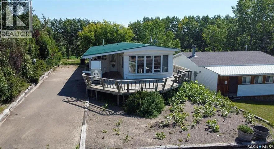 12 Highland AVENUE, Jackfish Lake, Saskatchewan S0M1X0