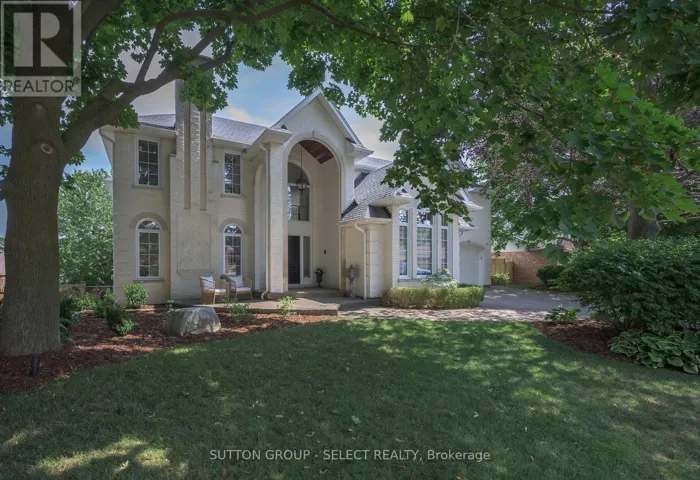 39 BUTTERNUT GROVE, London South (South B), Ontario N6K4J3