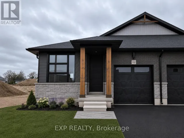 112 THACKERAY WAY, Minto, Ontario N0G1Z0