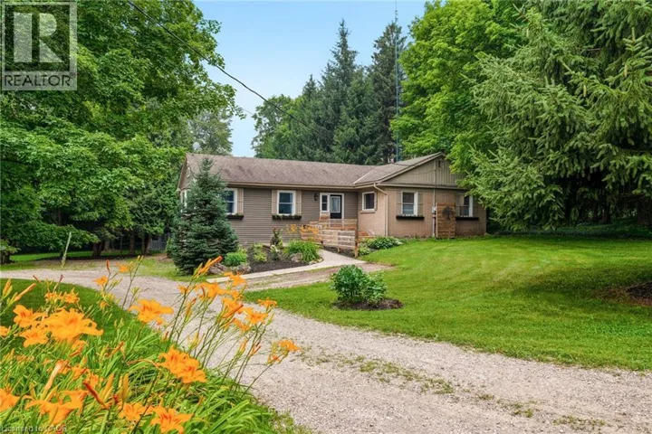 318 10TH CONCESSION Road E, Freelton, Ontario L8B1H6