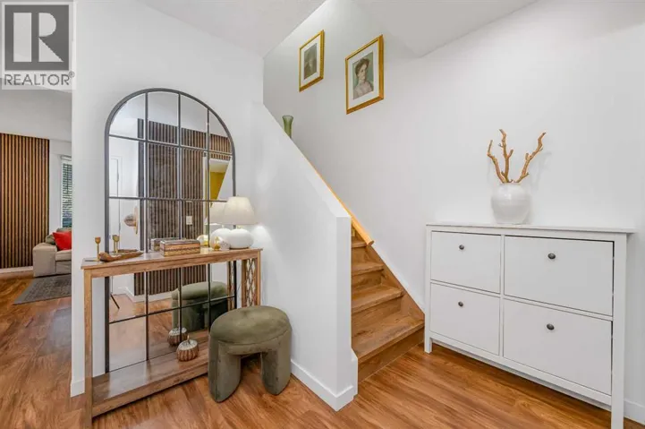 503 Signal Hill Green SW, Calgary, Alberta T3H2Y4