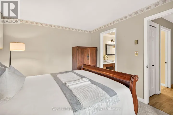 780