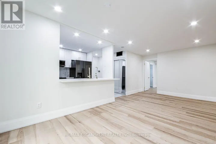 1603 - 285 ENFIELD PLACE, Mississauga (City Centre), Ontario L5B3Y6