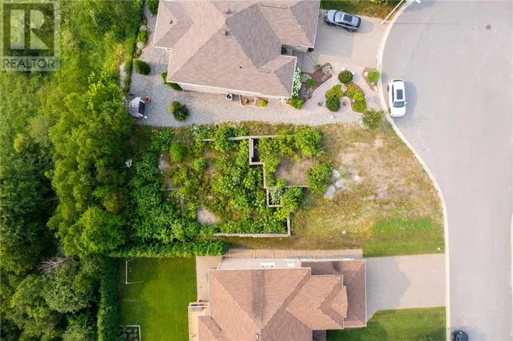 10 Nova Court, Sudbury, Ontario P3E0A7