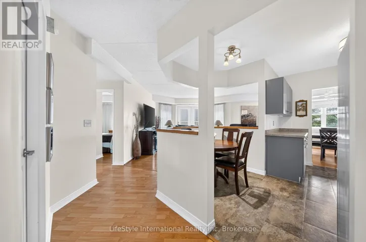 210 – 208 SILVERCREEK PARKWAY N, Guelph (Junction/Onward Willow), Ontario N1H8H2