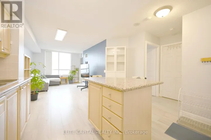 2004 - 78 HARRISON GARDEN BOULEVARD, Toronto (Willowdale East), Ontario M2N7E2