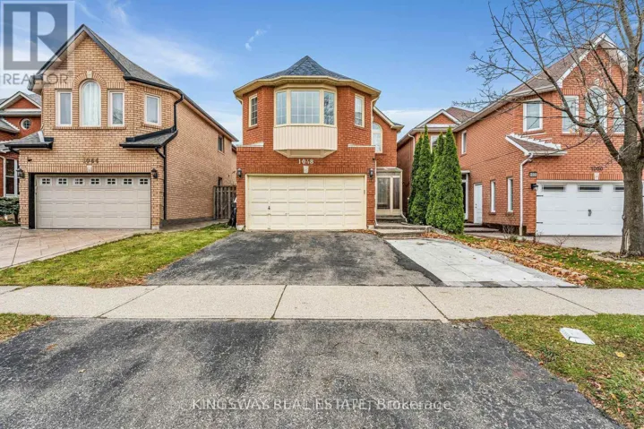 1048 CHARMINSTER CRESCENT, Mississauga (East Credit), Ontario L5V1R1