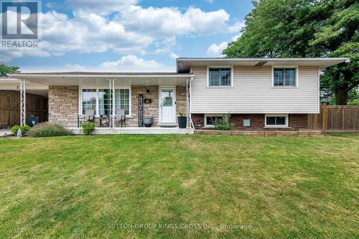 2 MAITLAND AVENUE, Hamilton (Greeningdon), Ontario L9A3J3