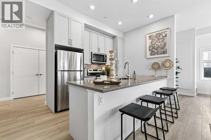 101, 255 Les Jardins Park SE, Calgary, Alberta T2C5V3