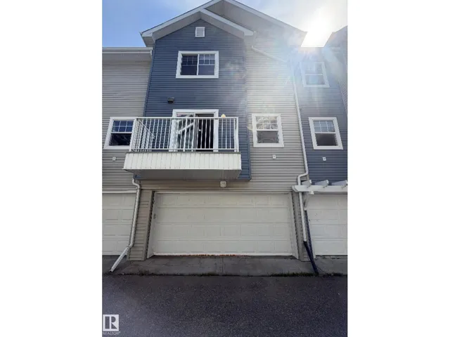 #7 8304 11 AV SW, Edmonton, Alberta T6X1J8