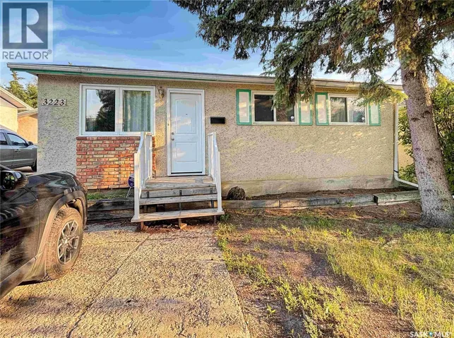 3223 Maxwell STREET, Saskatoon, Saskatchewan S7L3Y1